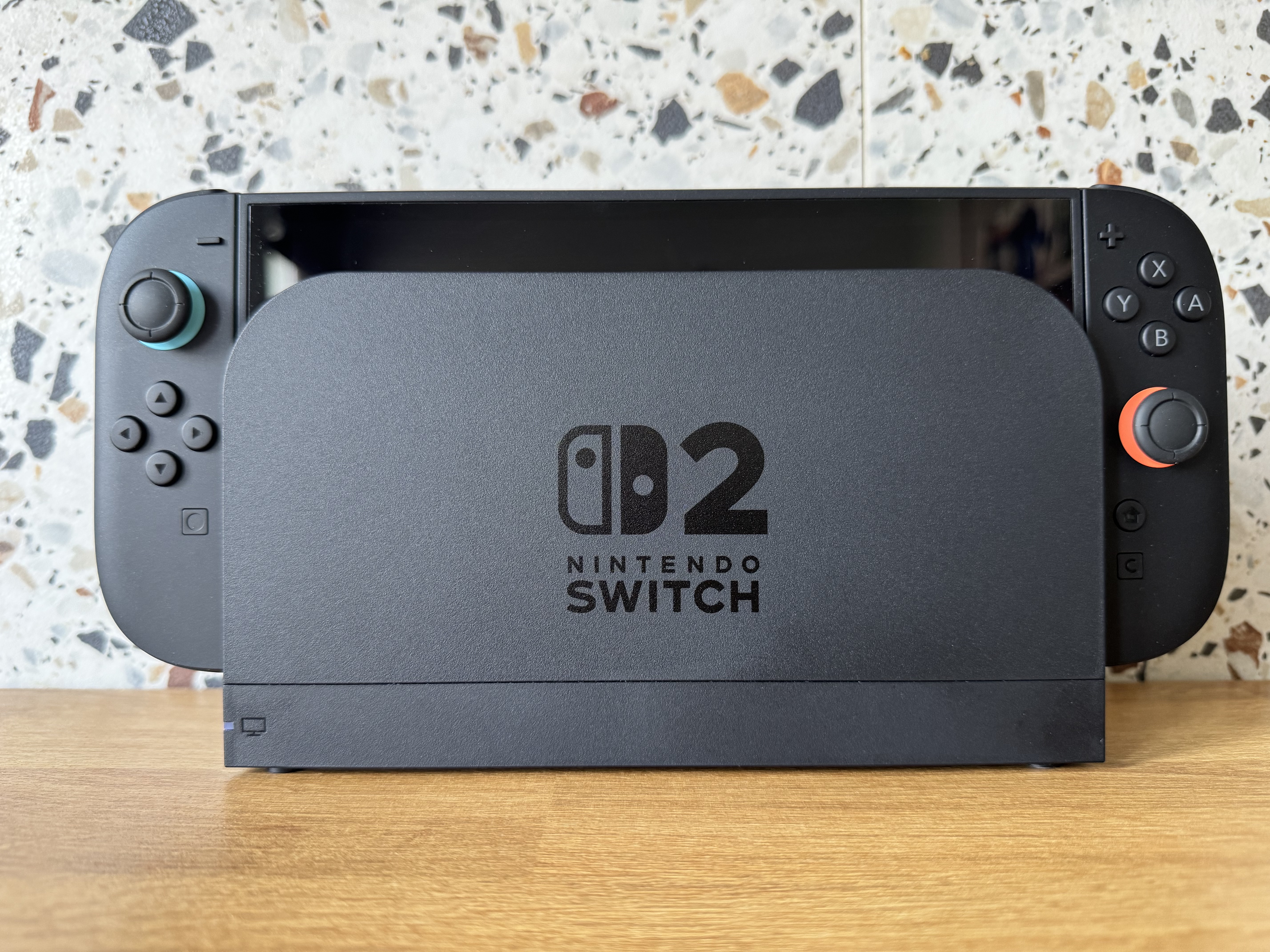 Nintendo Switch 2 konsola w docku - recenzja