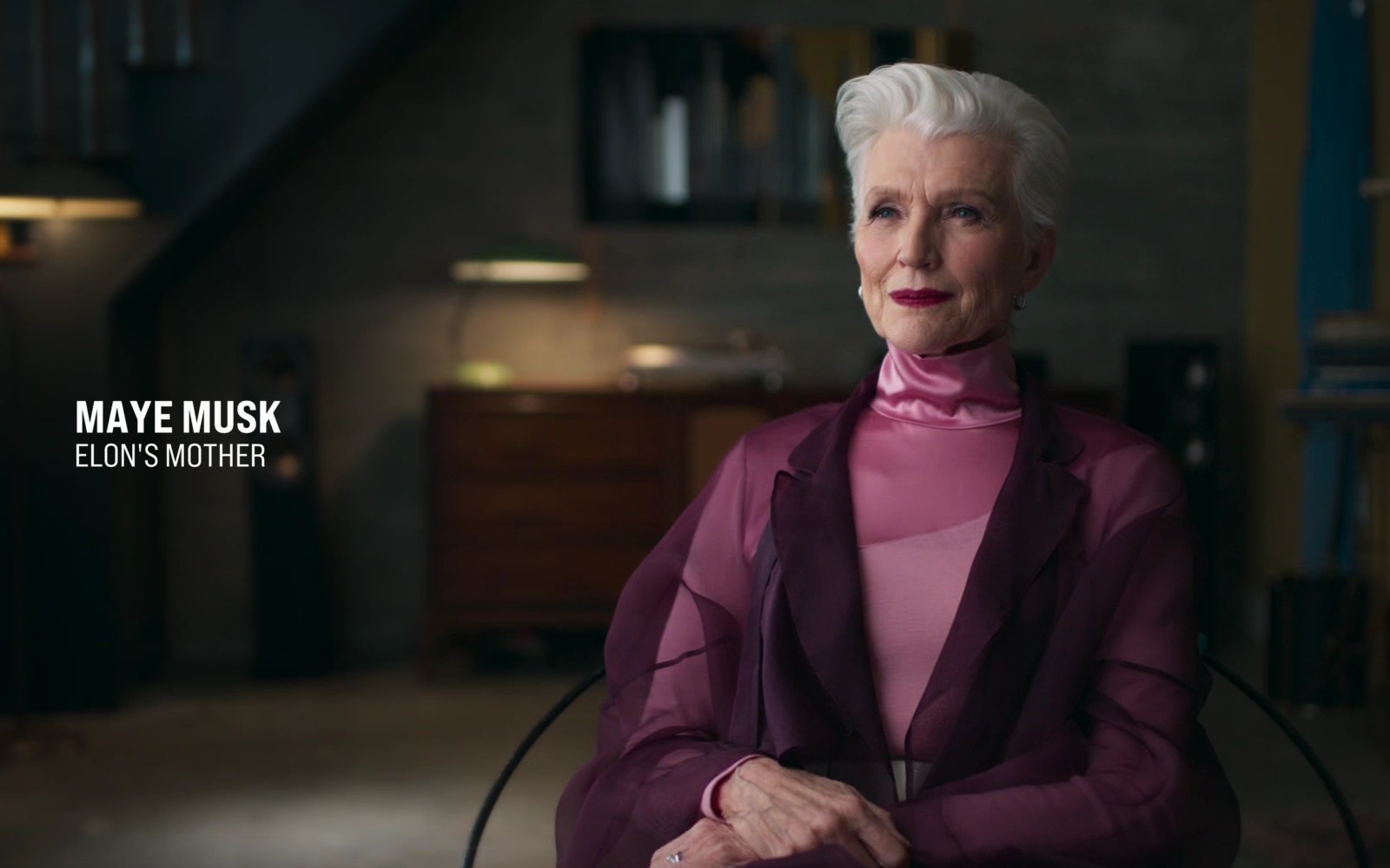 The Elon Musk Show (2022) – recenzja i opinia o serialu [Viaplay]. Maye Musk