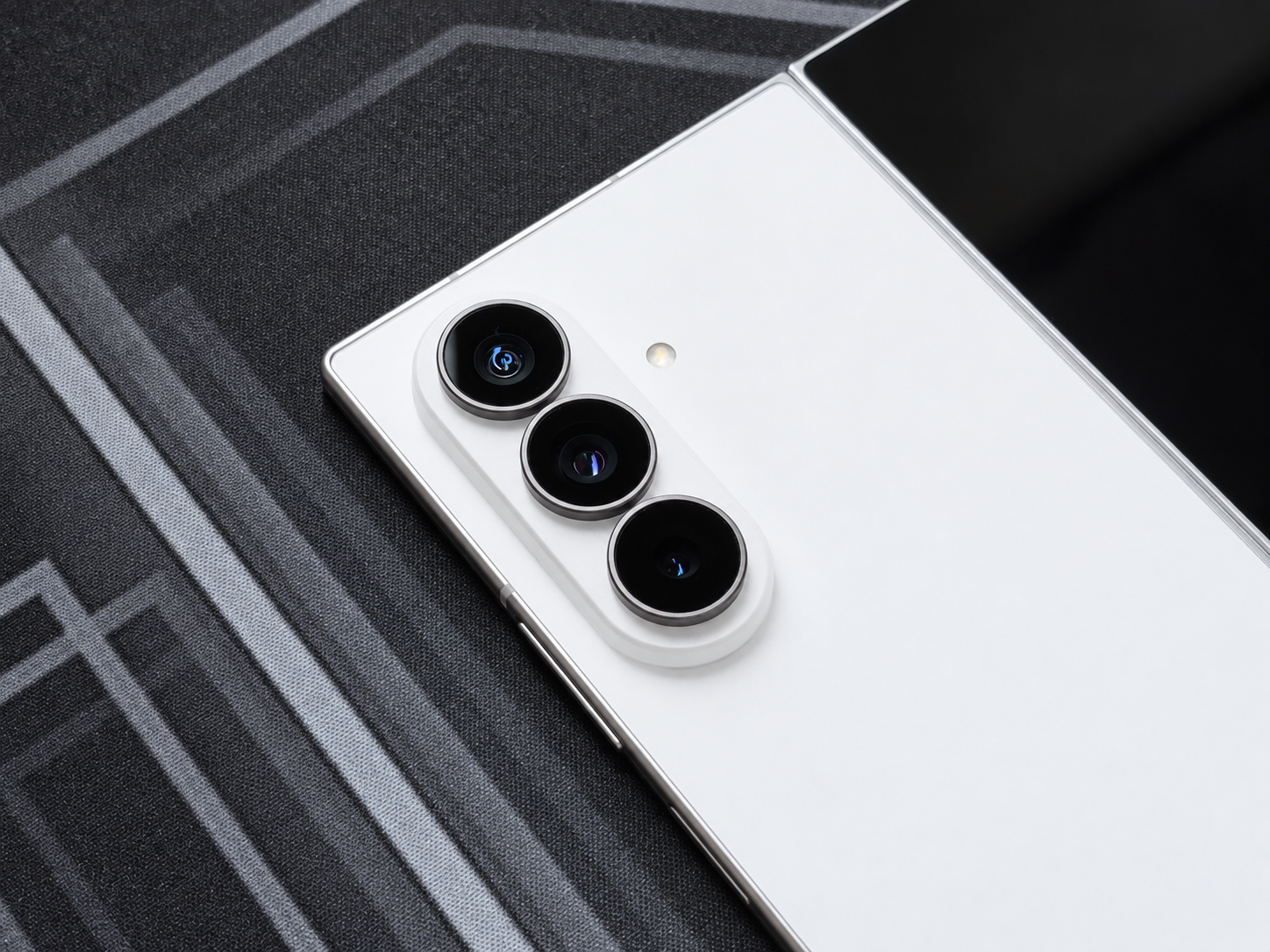 Galaxy Z Fold8 Ultra