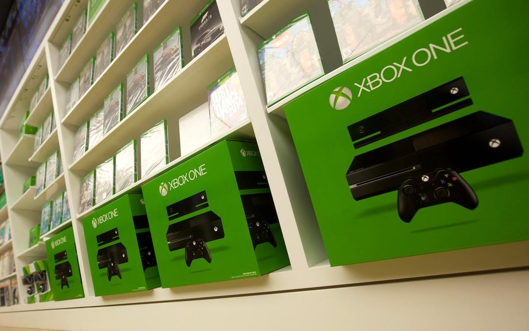 Xbox One ponownie zdominował amerykański rynek; MS utrzymuje niską cenę konsoli!