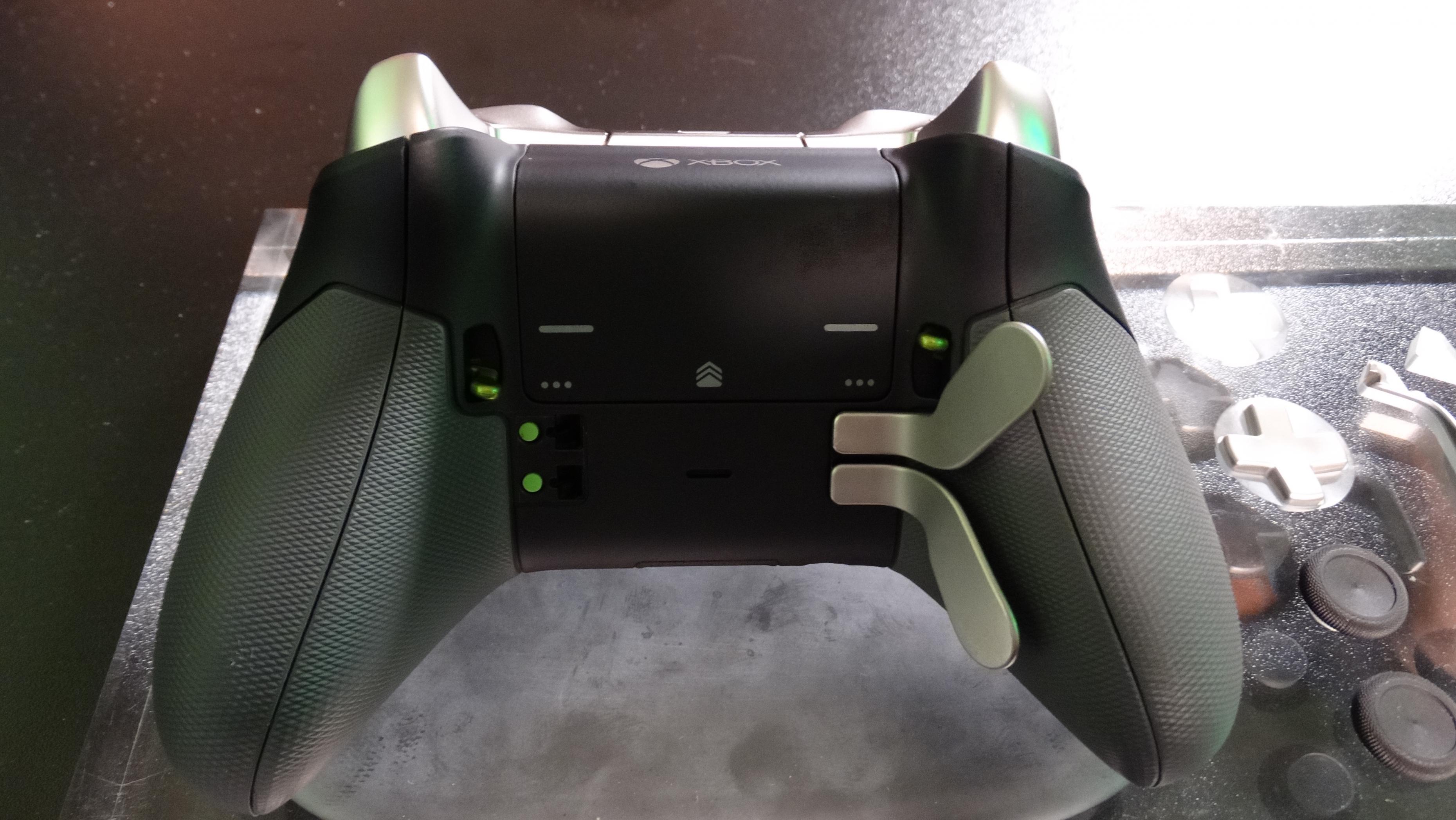 Testujemy Xbox Elite Wireless - kontroler na bogato