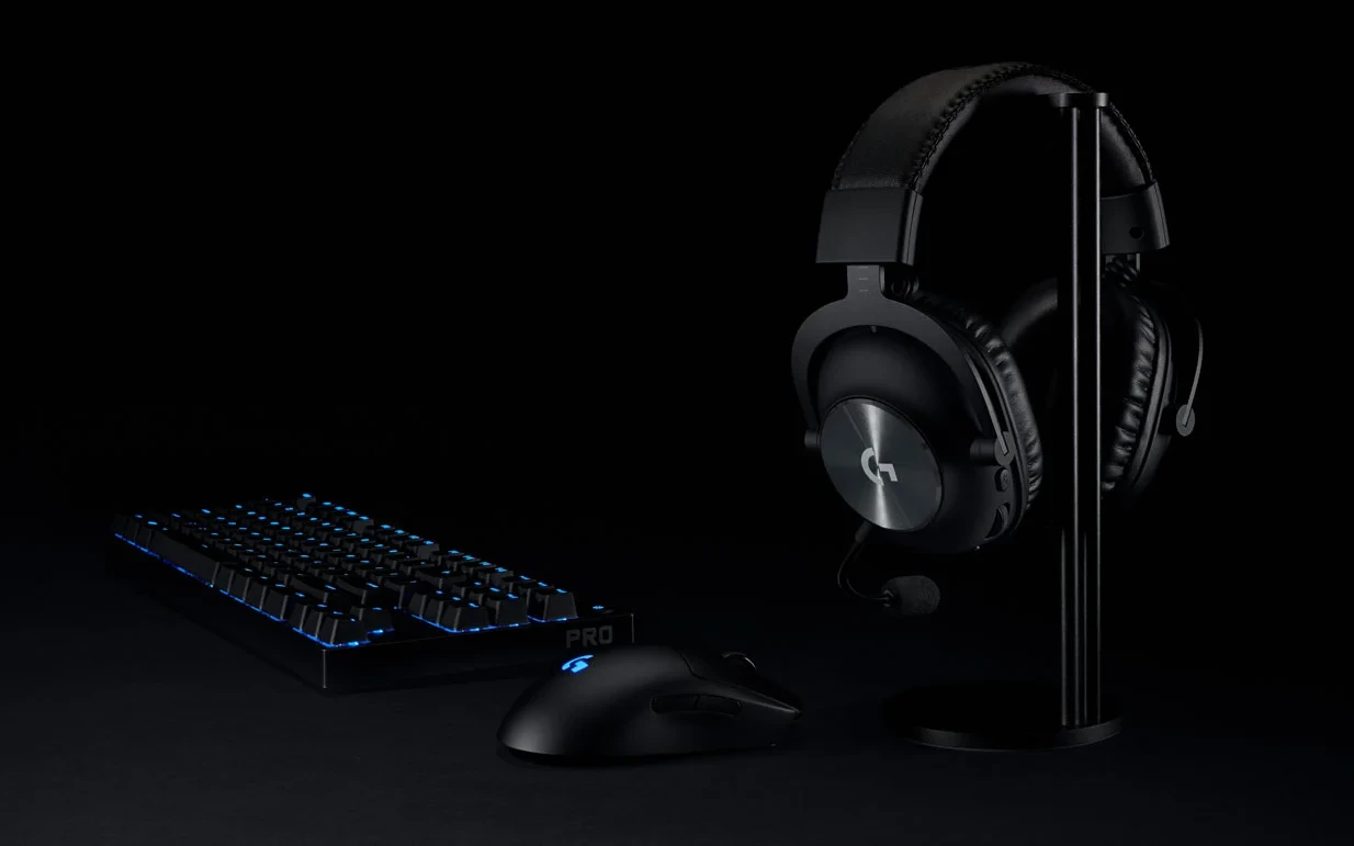 Promocja na świetne bezprzewodowe słuchawki Logitech G Pro X Lightspeed + stojak - za 436 zł