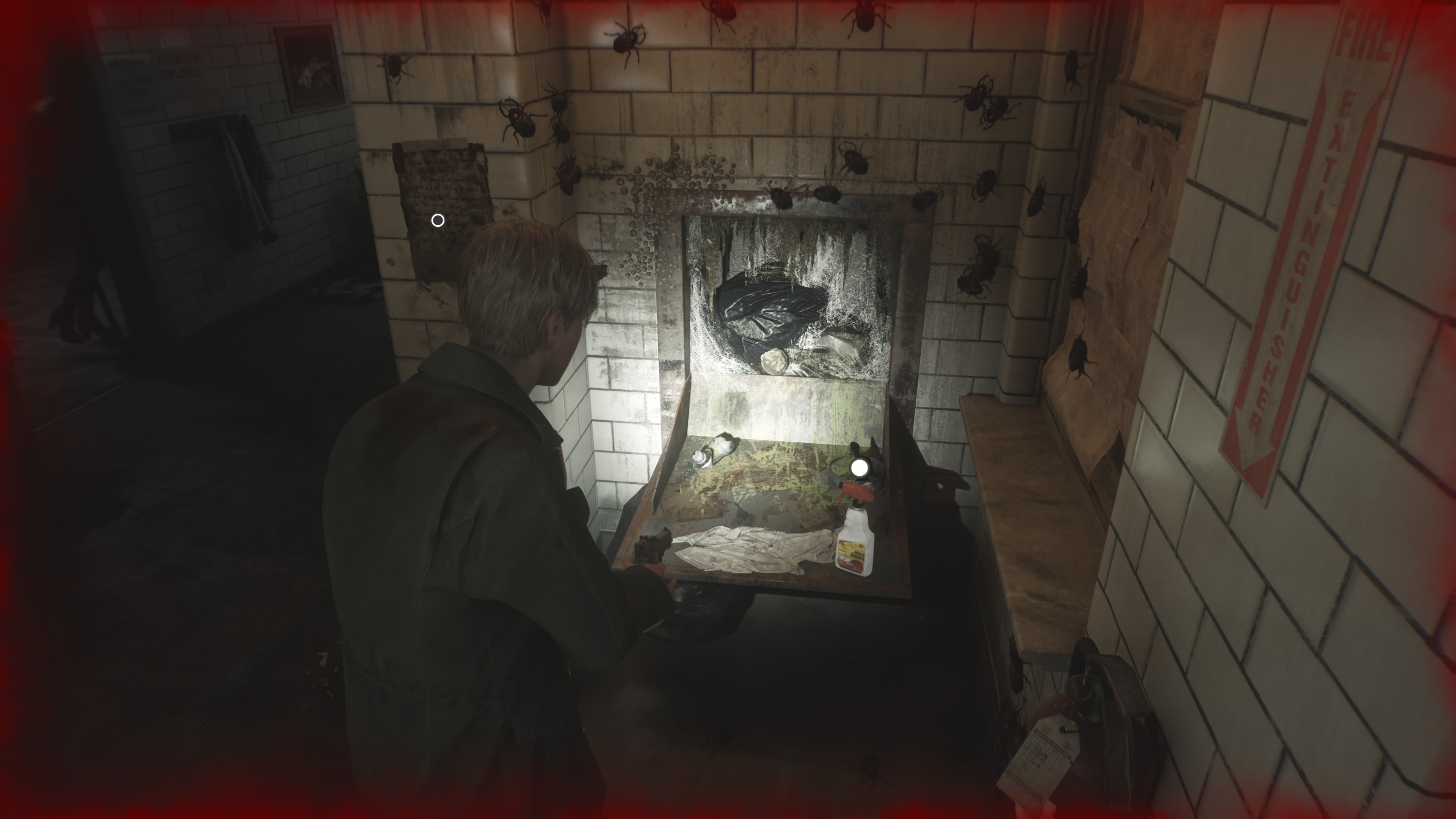 Silent Hill 2 Remake - Szpital Brookhaven: basen, bransolety, dłoń, sejf, dach, izolatka, Strzęp Wargi