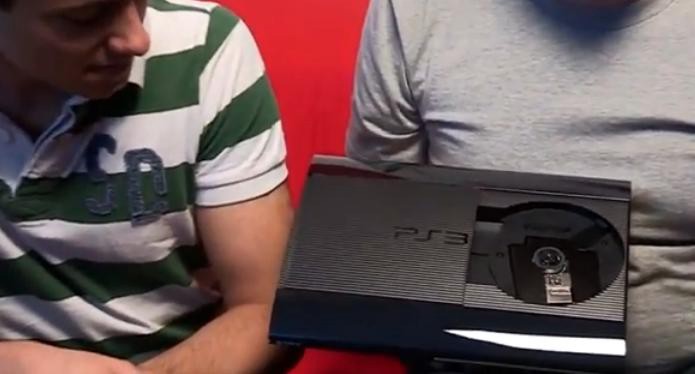 Unboxing nowego modelu PS3!