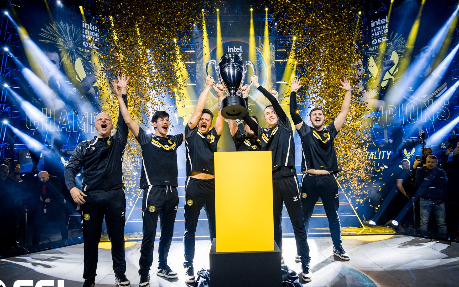 IEM Kraków 2026 zakończony. Vitality ponownie zmasakrowało rywali w CS2