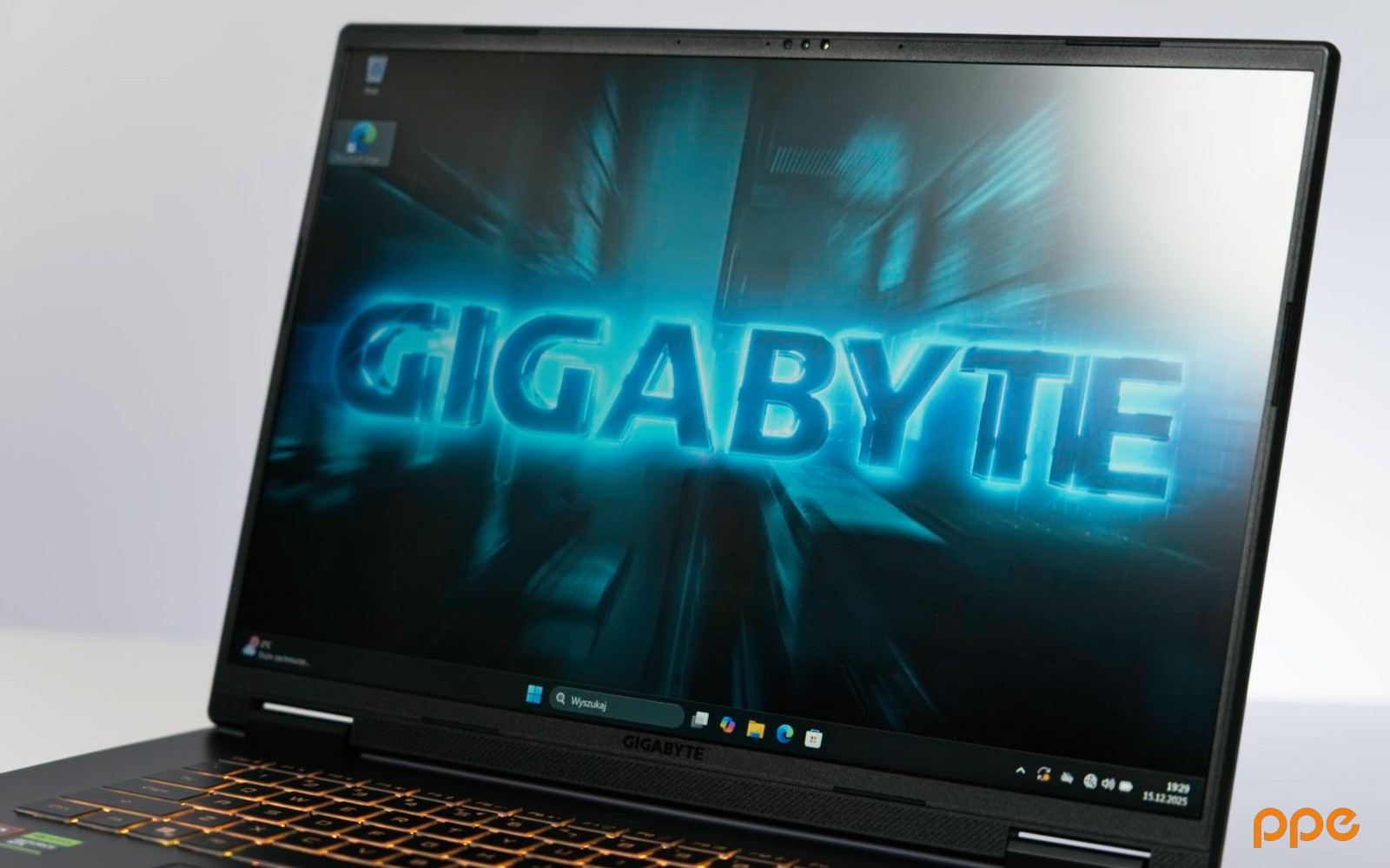 Gigabyte Gaming A16