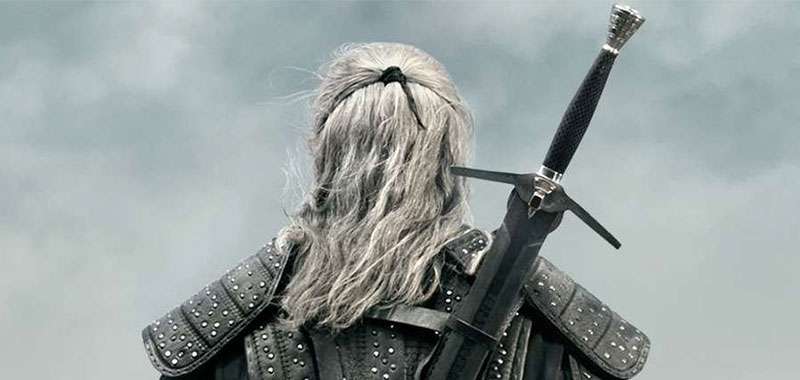 Wiedźmin od Netflix - gdzie podział się drugi miecz Geralta?