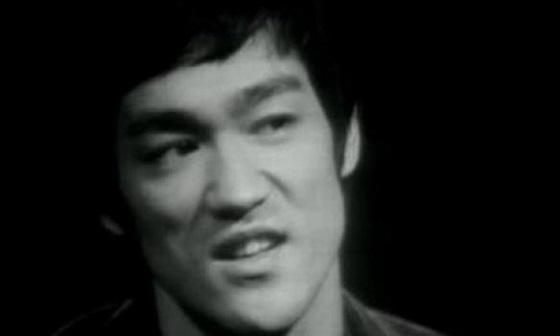 Najczęściej do walki w oktagonie stawał sam Bruce Lee