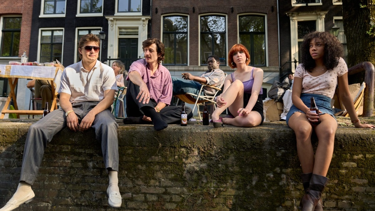 Sekstelefon (2022) – recenzja i opinia o serialu [Netflix].  Główni bohaterowie