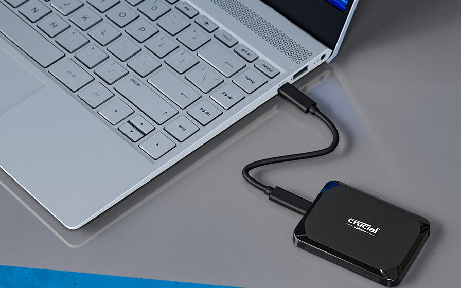 Dysk SSD zewnętrzny Crucial z 4 TB pamięci za 1199 zł (rabat 400 zł)