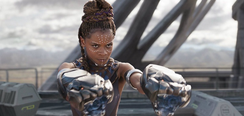 Black Panther: Wakanda Forever może zaliczyć poślizg. Powodem niezaszczepiona aktorka