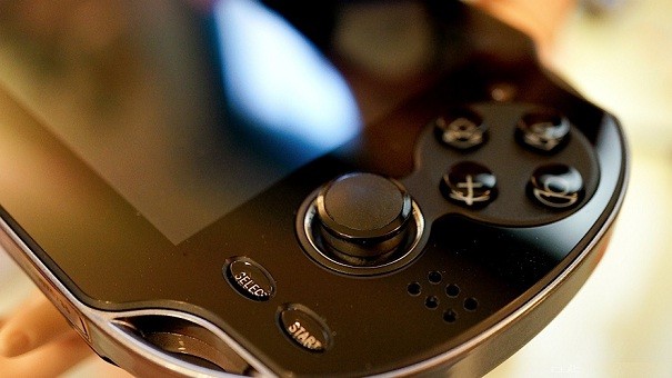 SCEE: "Nie oceniajcie europejskiego sukcesu PS Vita przez pryzmat jej japońskich wyników"