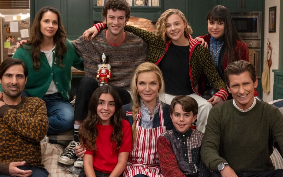 Co. Za. Radość. (2025) - recenzja filmu [Amazon]. Typowe święta