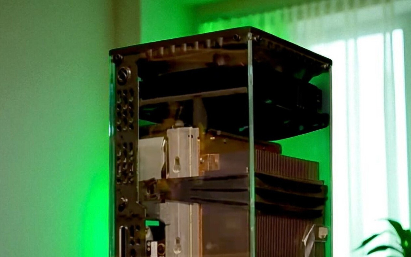 Xbox Series X Clear Edition