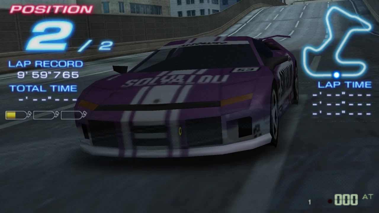 Ridge Racer 2 (PSP) i Worms World Party (PS1) na materiałach z PS5