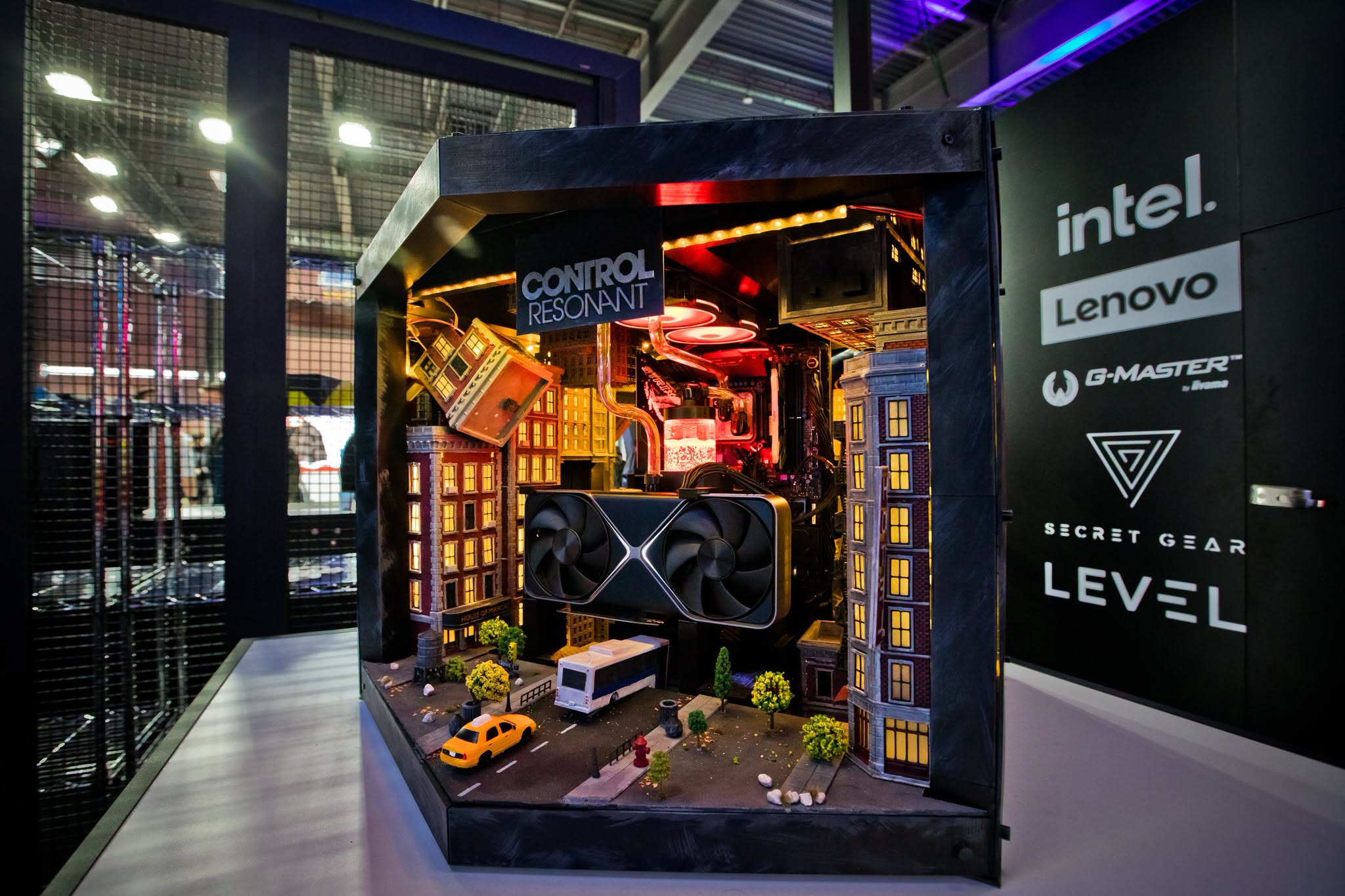 Intel, Lenovo