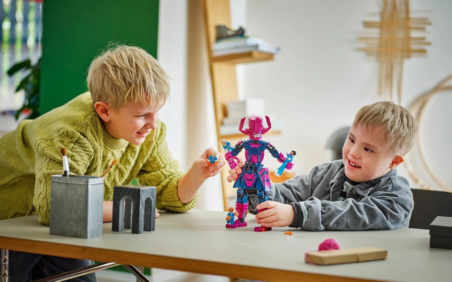 LEGO 76316 Marvel Figurka Fantastycznej Czwórki kontra Galactus