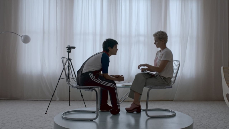 Otwórz oczy (2021) – recenzja serialu [Netflix]. Wake up!