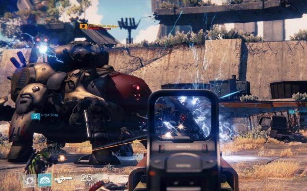 Dlaczego w Destiny zabrakło opcji cross-play? Wyjaśnia Roger Wolfson