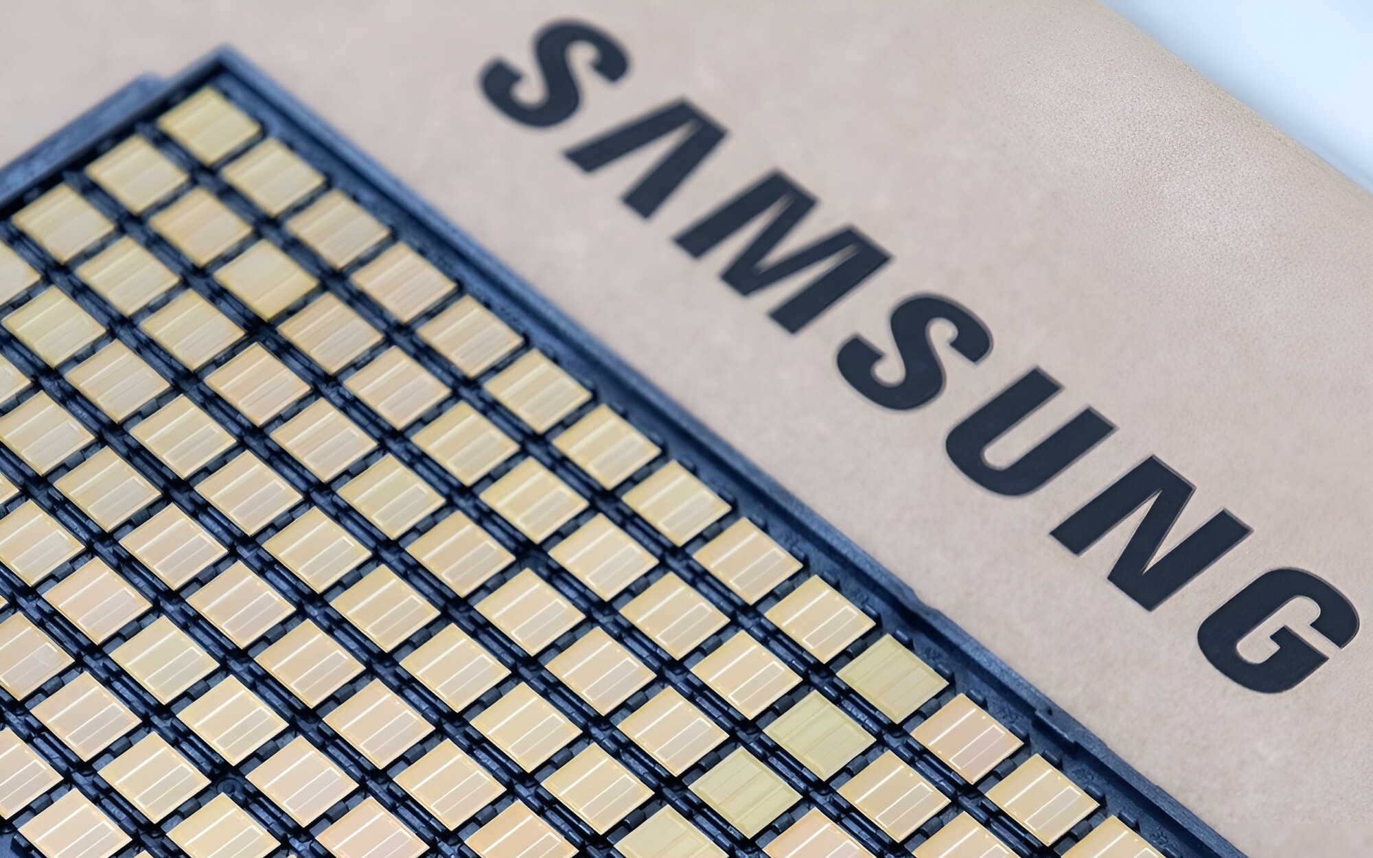 Samsung wraca na szczyt. Producent odzyskuje pozycję lidera na rynku pamięci DRAM