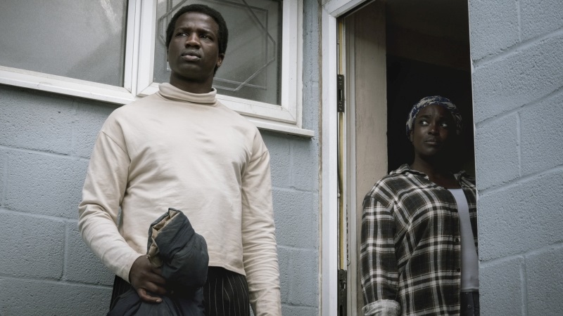 His House (2020) – recenzja filmu [Netflix]. Ziemia obiecana