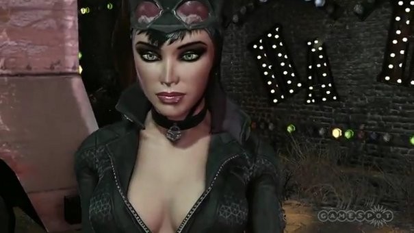 Catwoman ma głos niczym gwiazda porno...