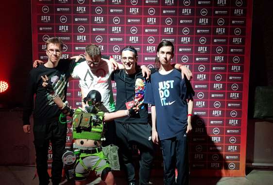 Pod maską kryje się Śmierć