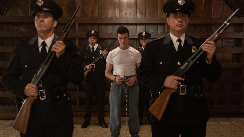 Ratched (2020) – recenzja serialu [Netflix]. Demoniczna pielęgniarka