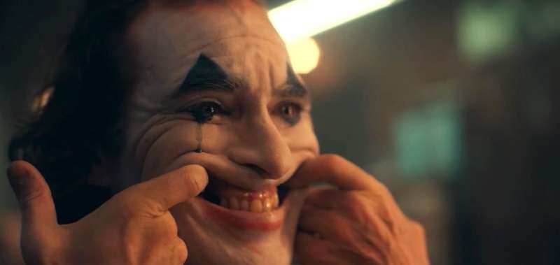Joker otrzymuje owacje na stojąco. Filmowy Festiwal w Wenecji początkiem sukcesów produkcji