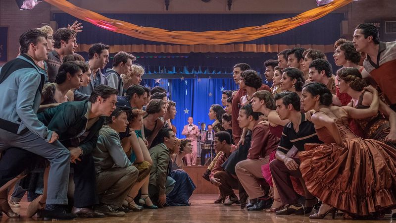 West Side Story (2021) - recenzja filmu [Disney]. Nowojorscy Romeo i Julia