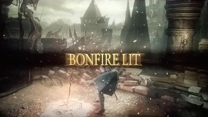 Zabawa z ulepszaniem broni w Crysis 2