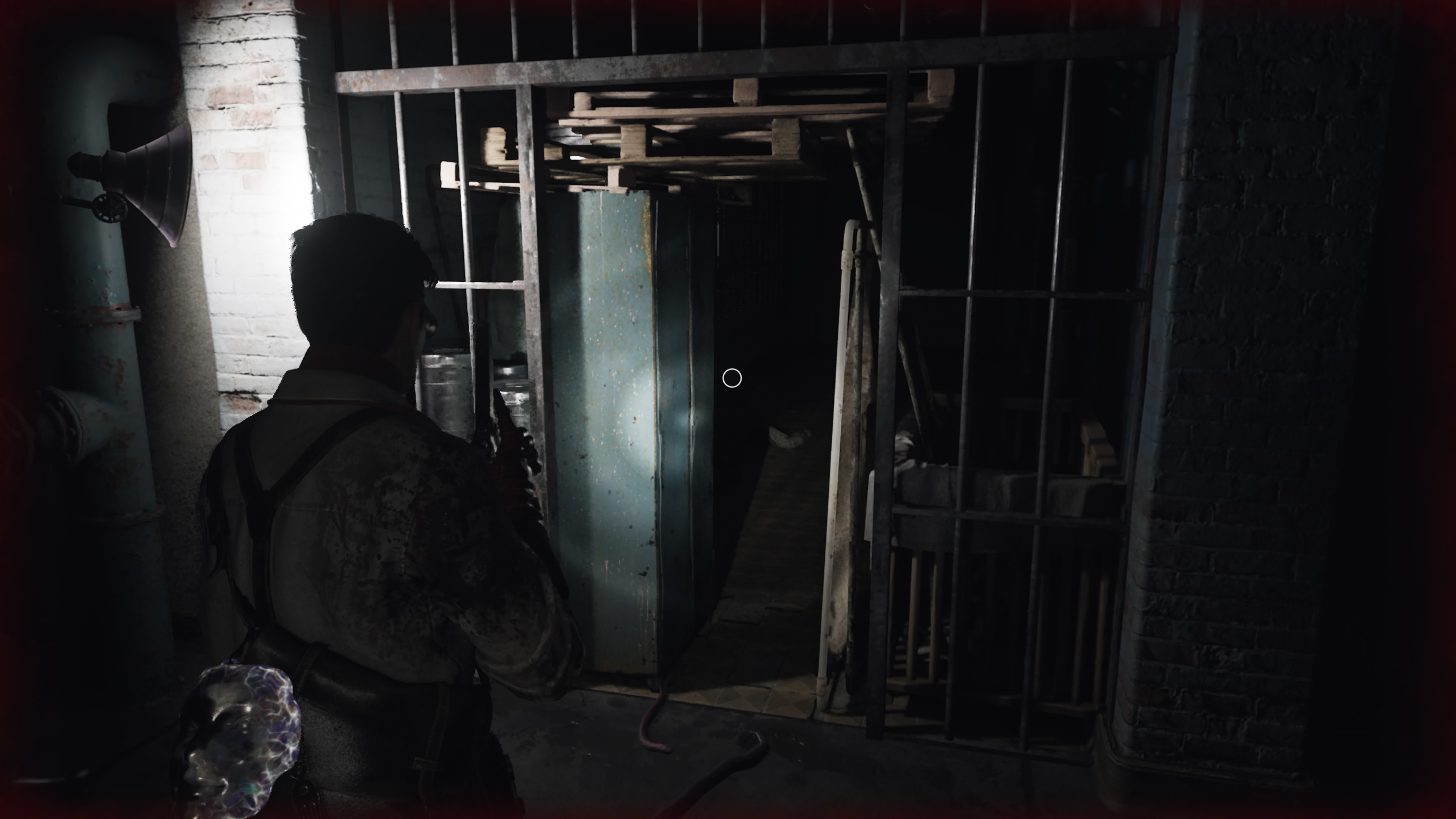 The Sinking City 2 - Szpital Akeley Memorial: lustrzane drzwi, teatr anatomiczny, ciało Faye, Pryzmat, symbole