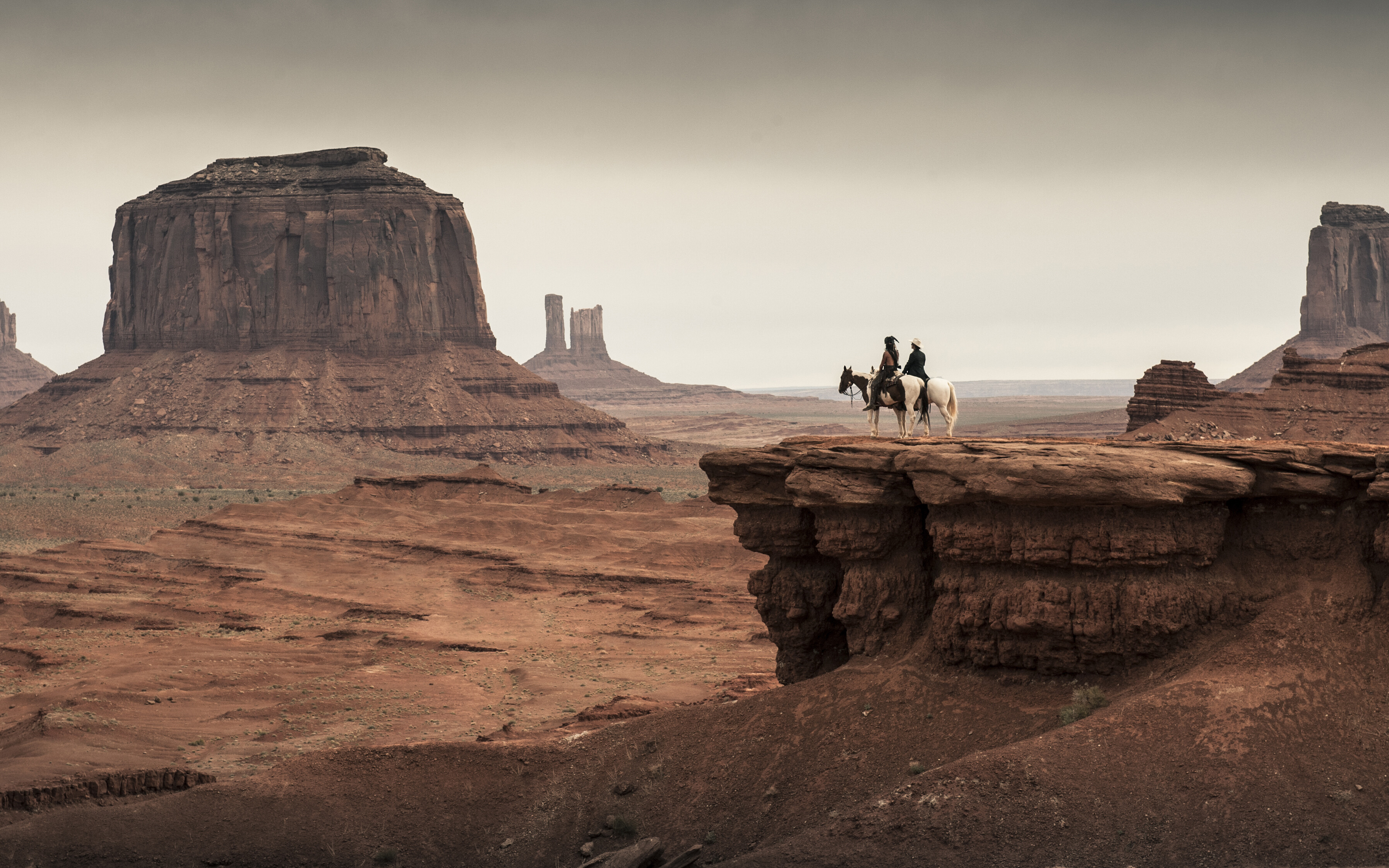 Ten efektowny film z 2013 roku niemal zatopił karierę znanego reżysera. Czy rzeczywiście był tak zły?