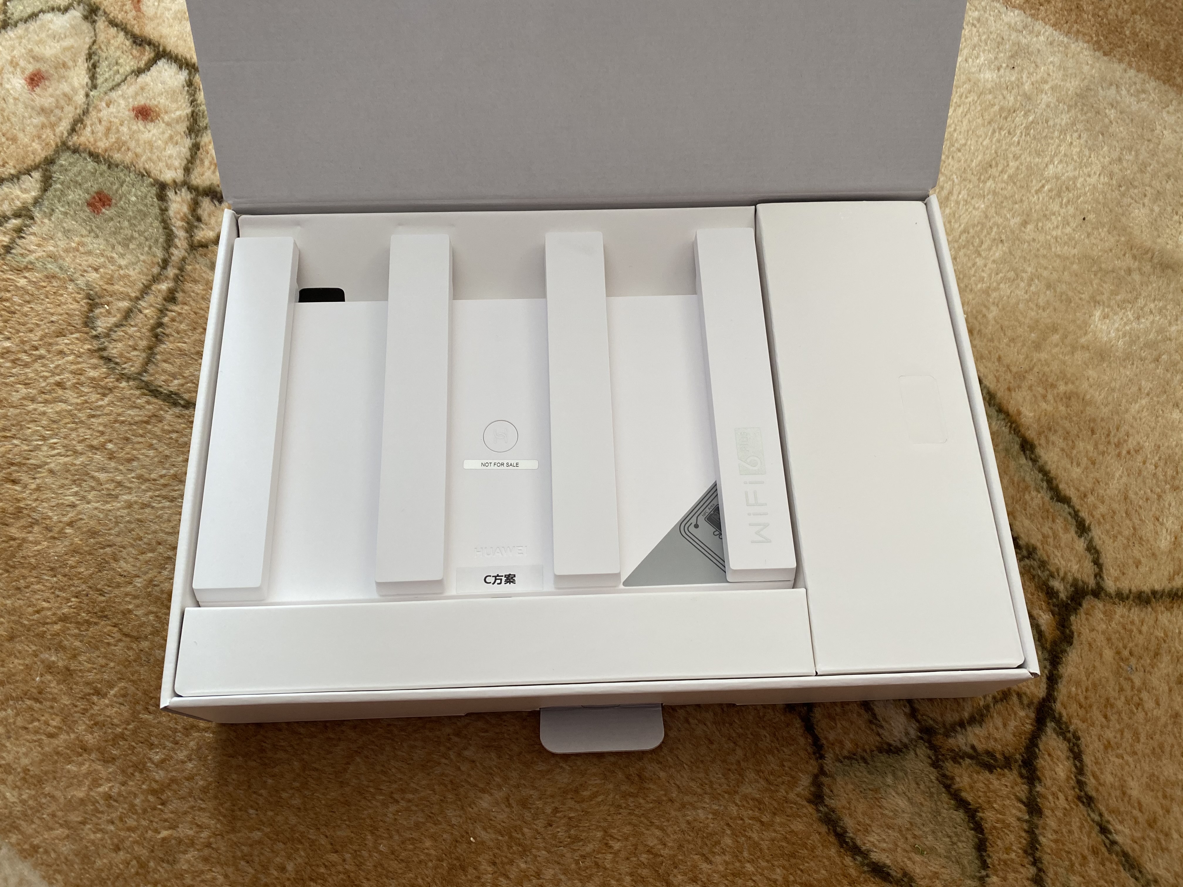 Nowoczesny router Huawei WiFi AX3 ze wsparciem WiFi 6 – pierwsze wrażenia z użytkowania