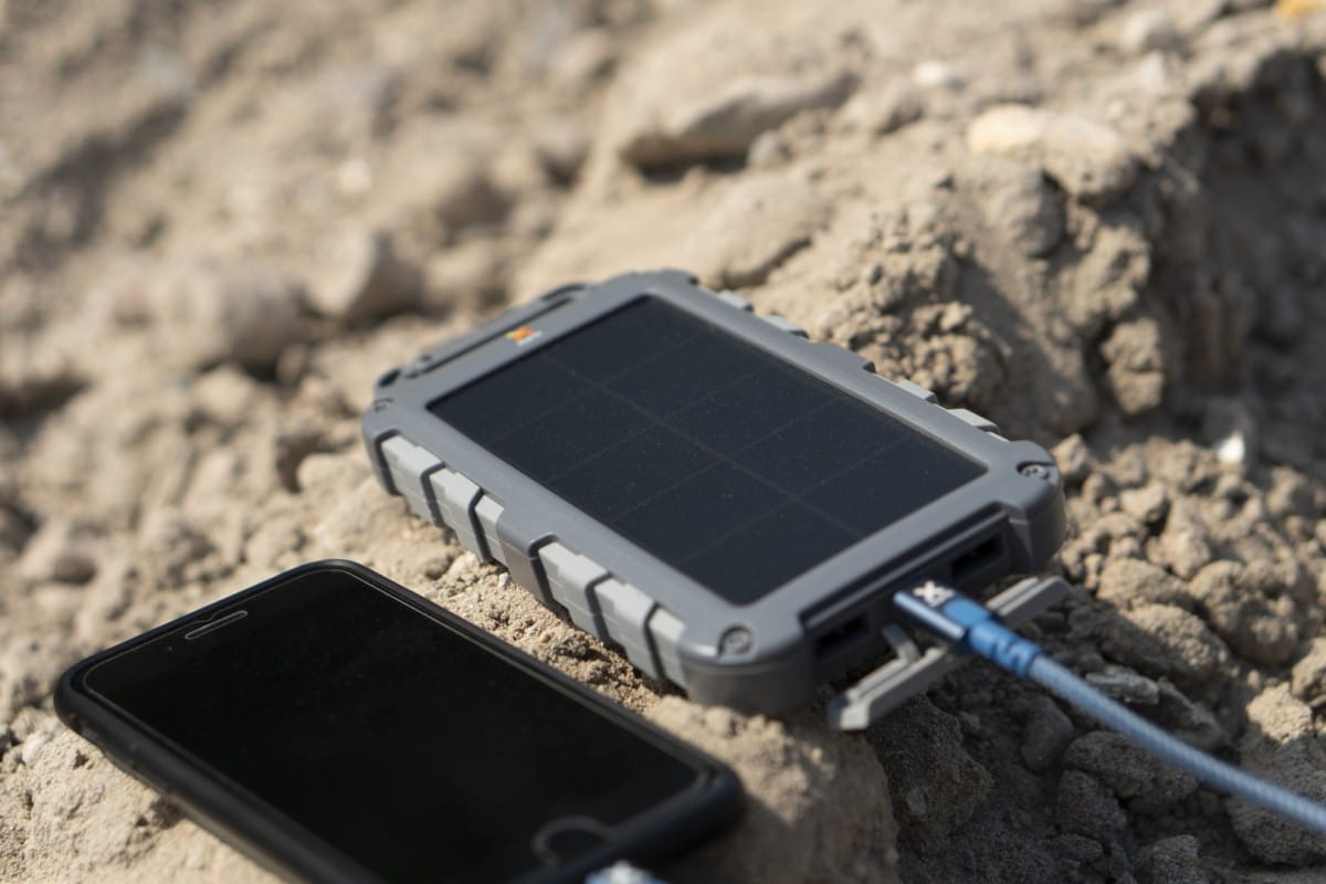Xtorm powerbank solarny