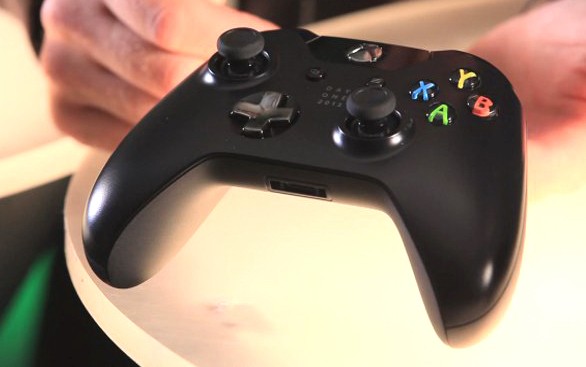 Xbox One już w rękach niektórych graczy - prezentacja zawartości pudełka