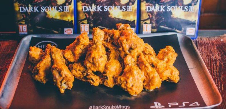 Bandai Namco i Sony promują Dark Souls III za pomocą ostrych skrzydełek z kurczaka
