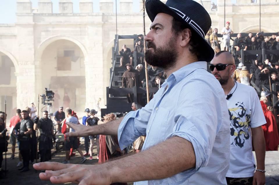 Assassin's Creed na srebrnym ekranie. Mamy konkretne zdjęcia z planu filmowego