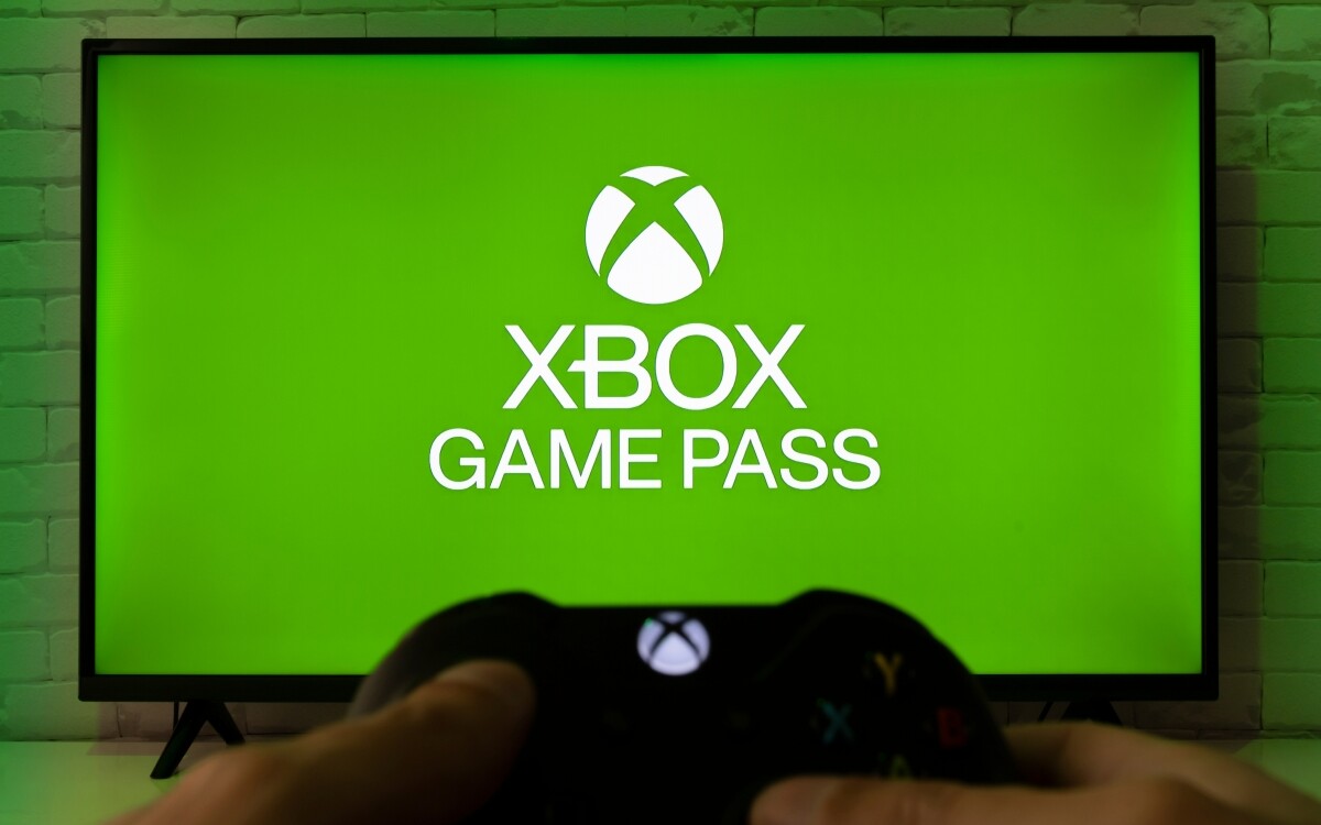 Xbox Game Pass with a list of new games for the beginning of October.  6 titles for the first days of the month