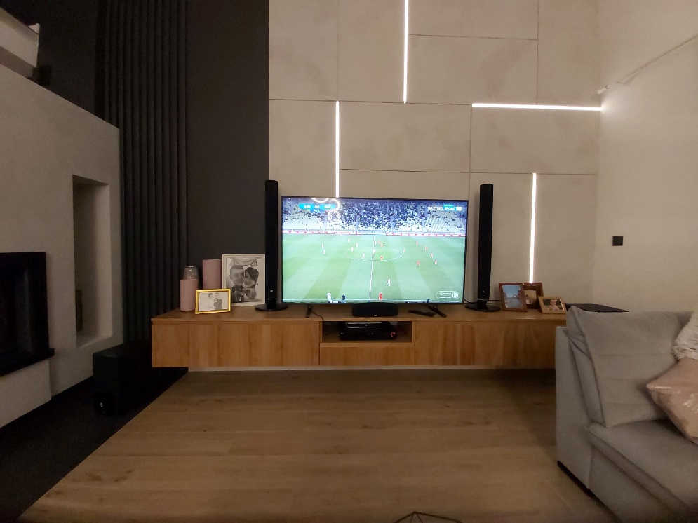 Samsung 65RU8000 - recenzja sprzętu. Jestem oczarowany [Przetestuj Samsunga]