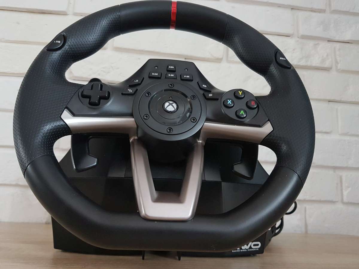 HORI Racing Wheel Overdrive
