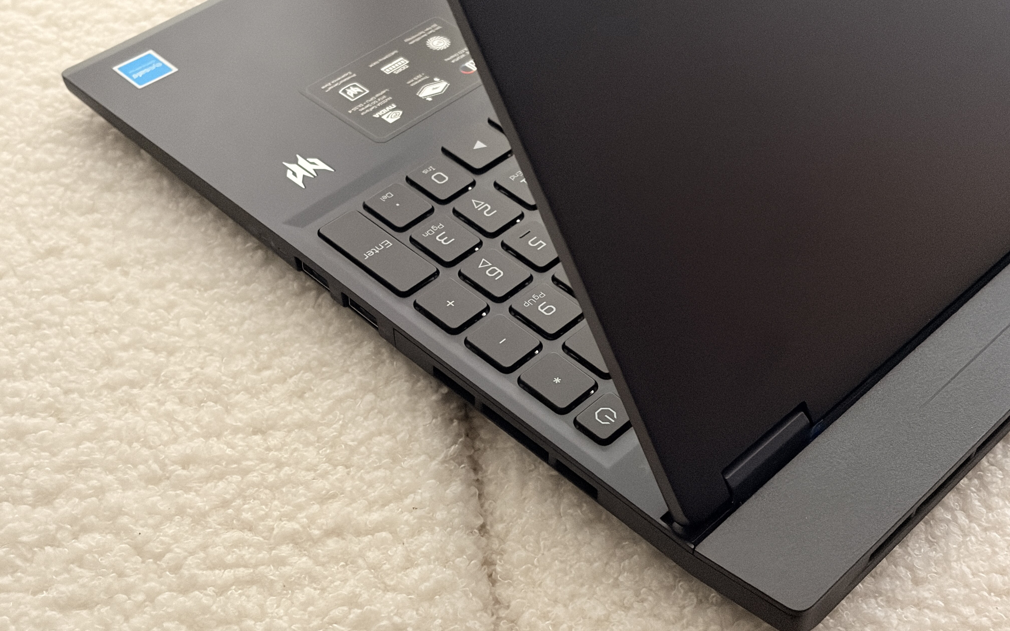 Nowa generacja laptopów Slim z kartami NVIDIA GeForce RTX