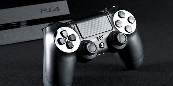 PlayStation 4 ze wsparciem dla gier z PlayStation i PlayStation 2 w 1080p