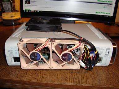 Microsoft próbuje pstryknąć w nos Sony - o ulepszaniu gier i nie tylko