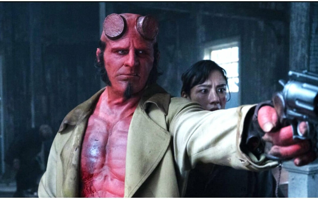 Hellboy: Wzgórza Nawiedzonych (2024) - recenzja filmu [Monolith]. Horror nie jedno ma imię