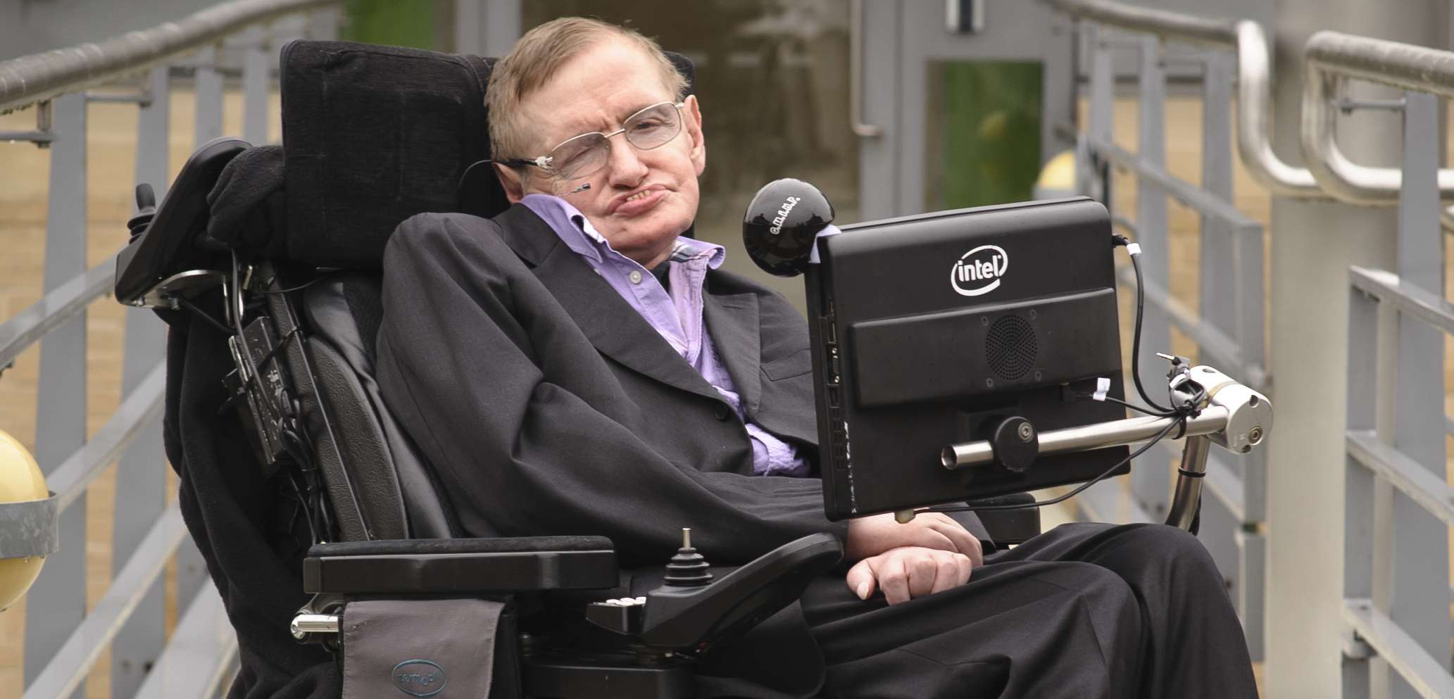 Stephen Hawking nie żyje. Śmierć ikony astrofizyki i kultury popularnej