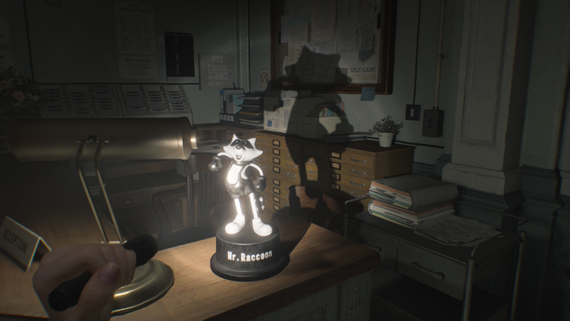 Resident Evil Requiem - recenzja gry. Mr. Raccoon