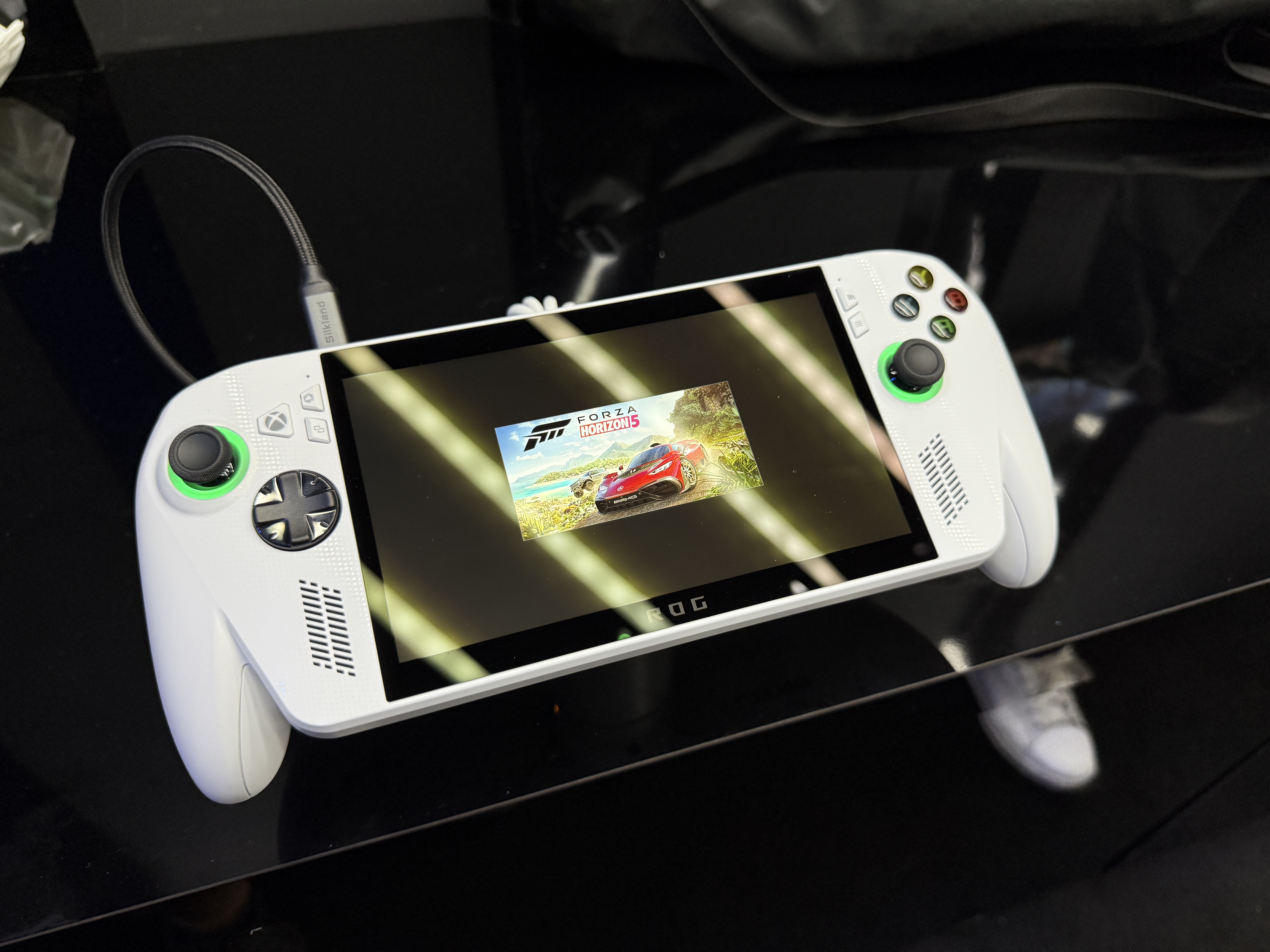 Forza Horizon 5_ASUS ROG Ally