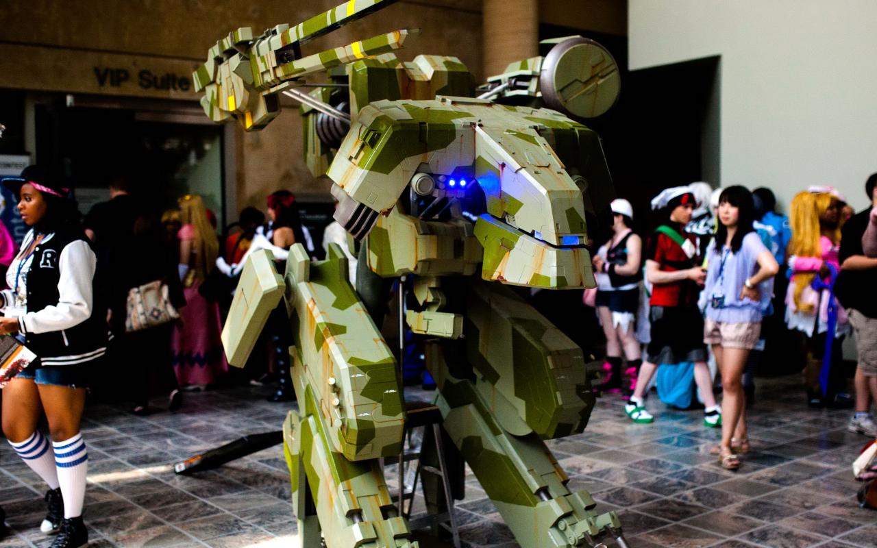 Rewelacyjny cosplay: Metal Gear REX zaprezentowany na Otakon 2014