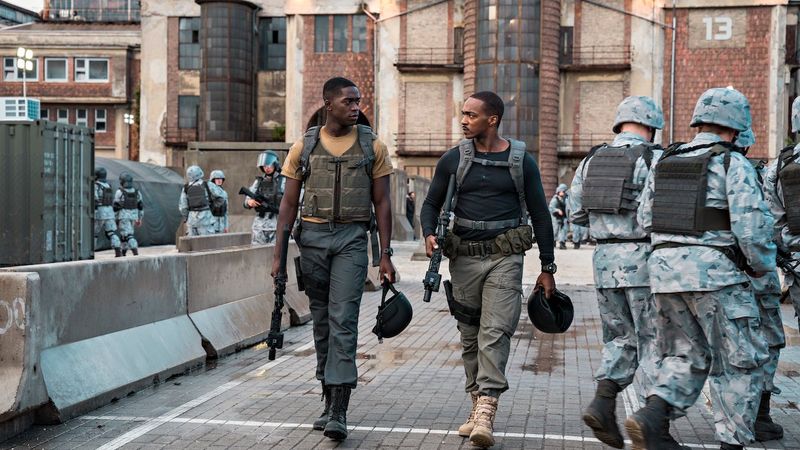 W Strefie Wojny (2021) – recenzja filmu [Netflix]. Dzień próby